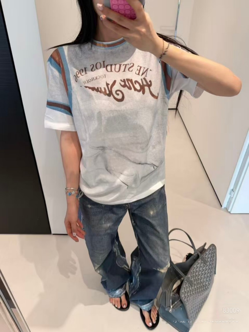 アクネ ストゥディオ ズレディース　半袖Tシャツ