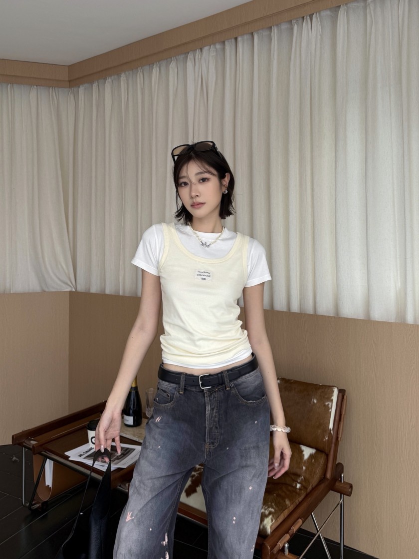 アクネ ストゥディオ ズ レディース 半袖Tシャツ