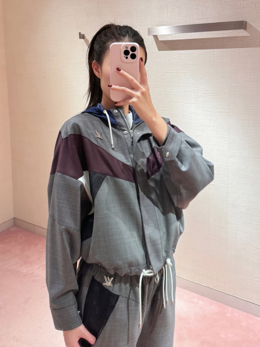 ルイヴィトン レディース ジャケット　アウター