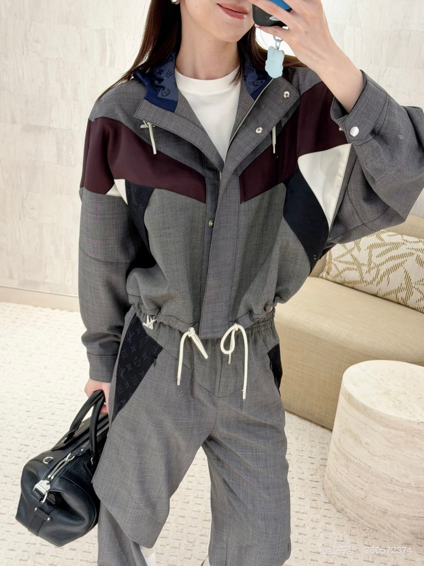 ルイヴィトン レディース ジャケット　アウター