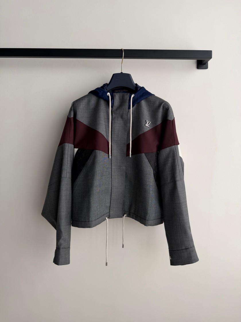 ルイヴィトン レディース ジャケット　アウター