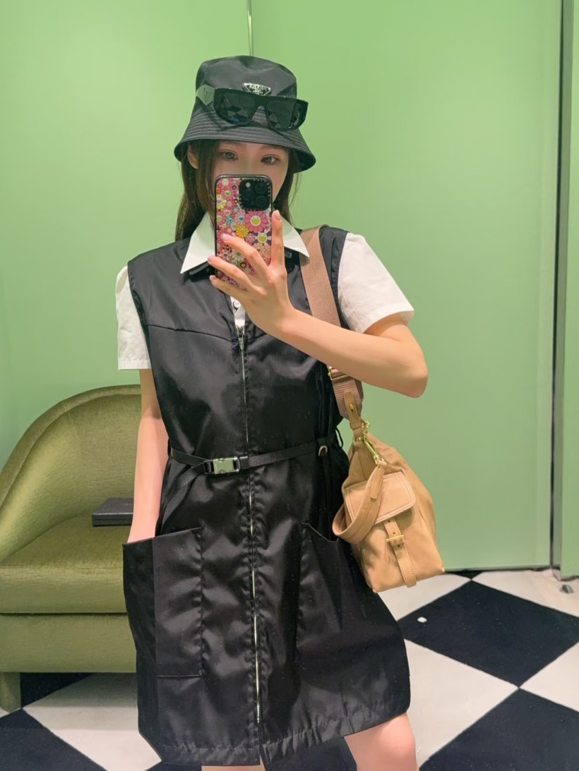 プラダワンピース