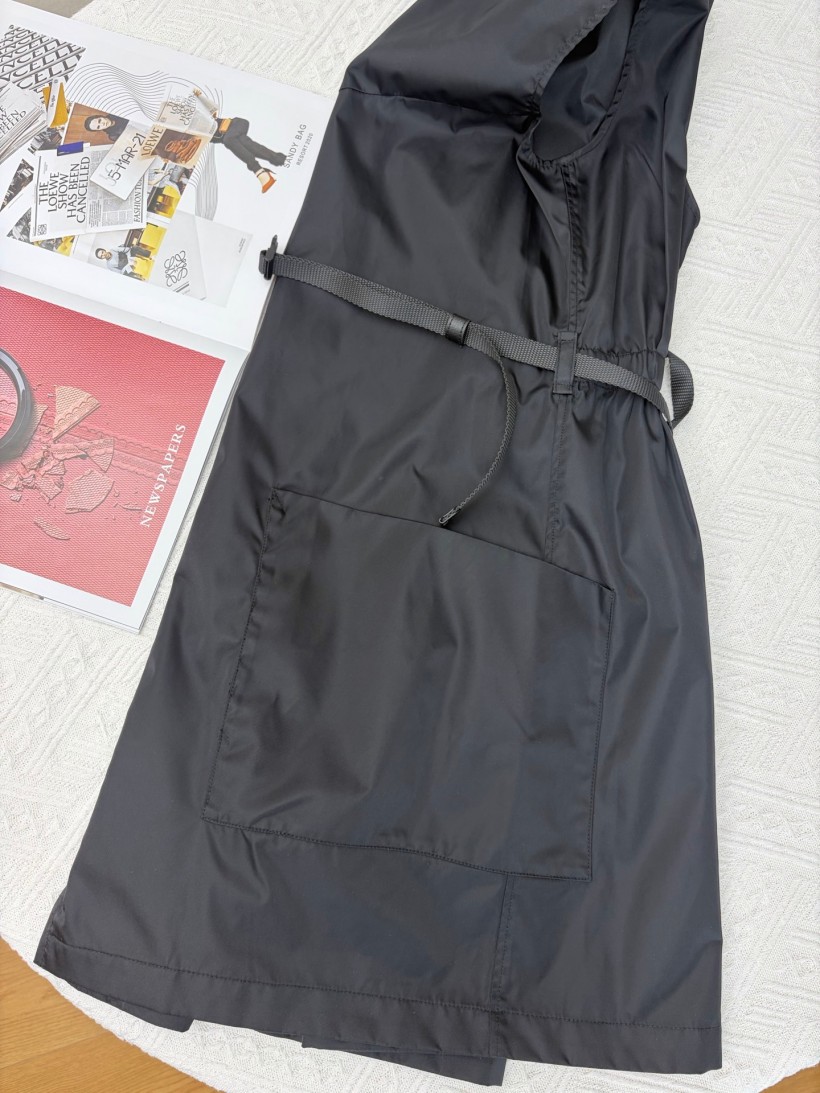 プラダワンピース