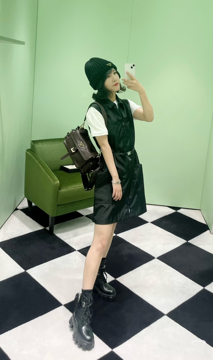 プラダワンピース