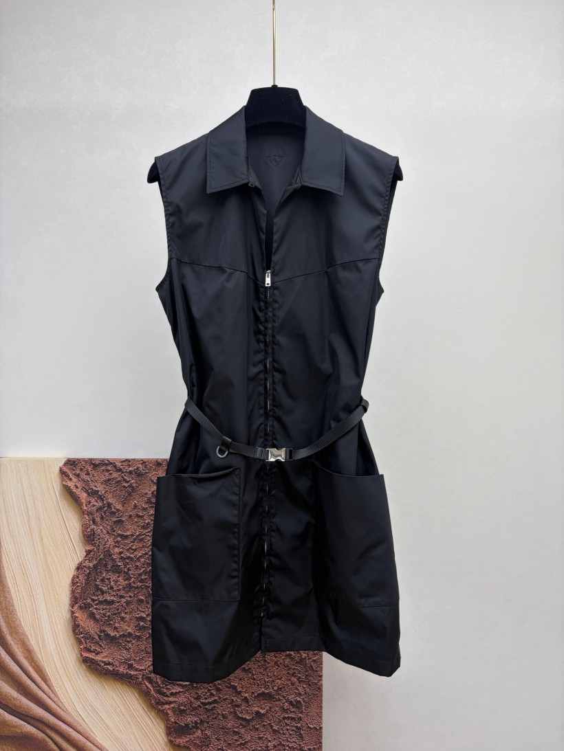 プラダワンピース