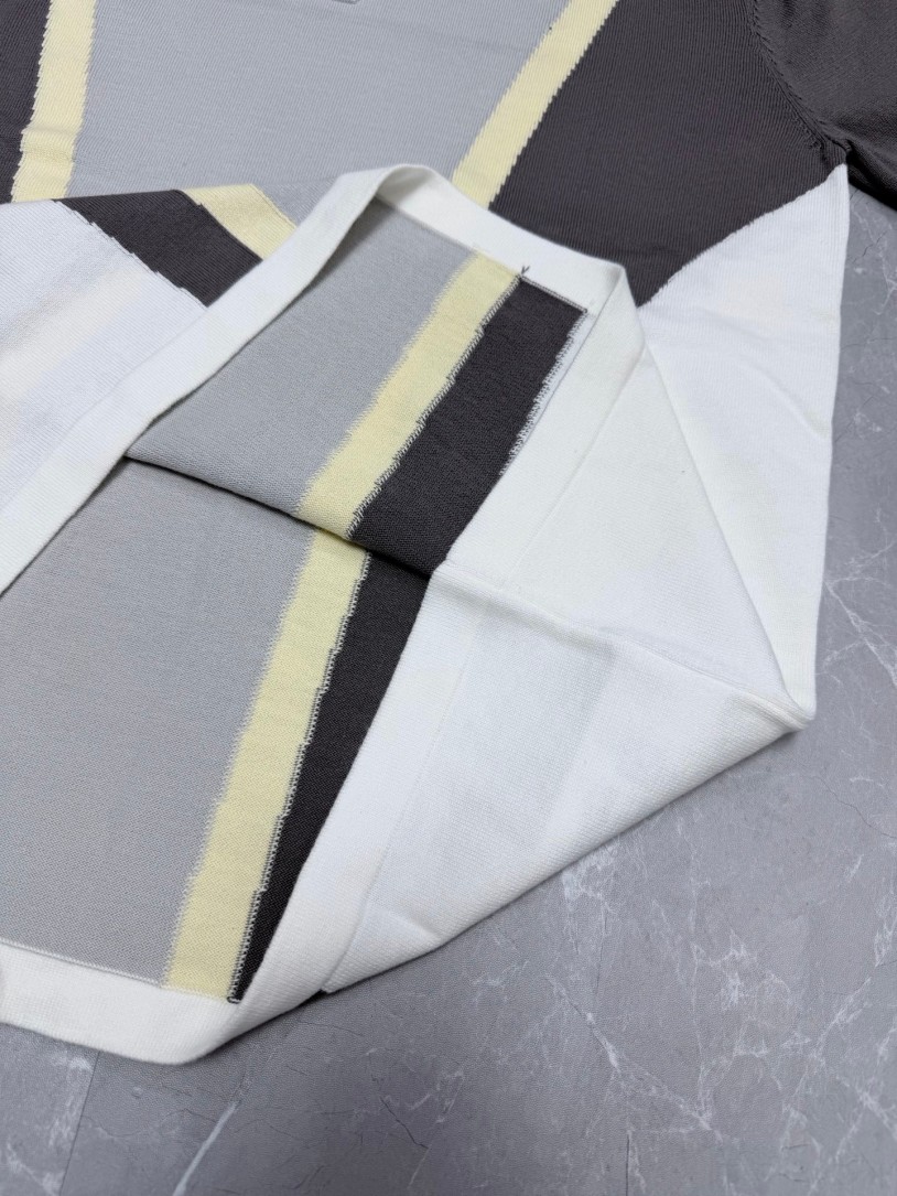 ルイヴィトンスーパーコピーメンズ レディース　ニット 半袖Tシャツ