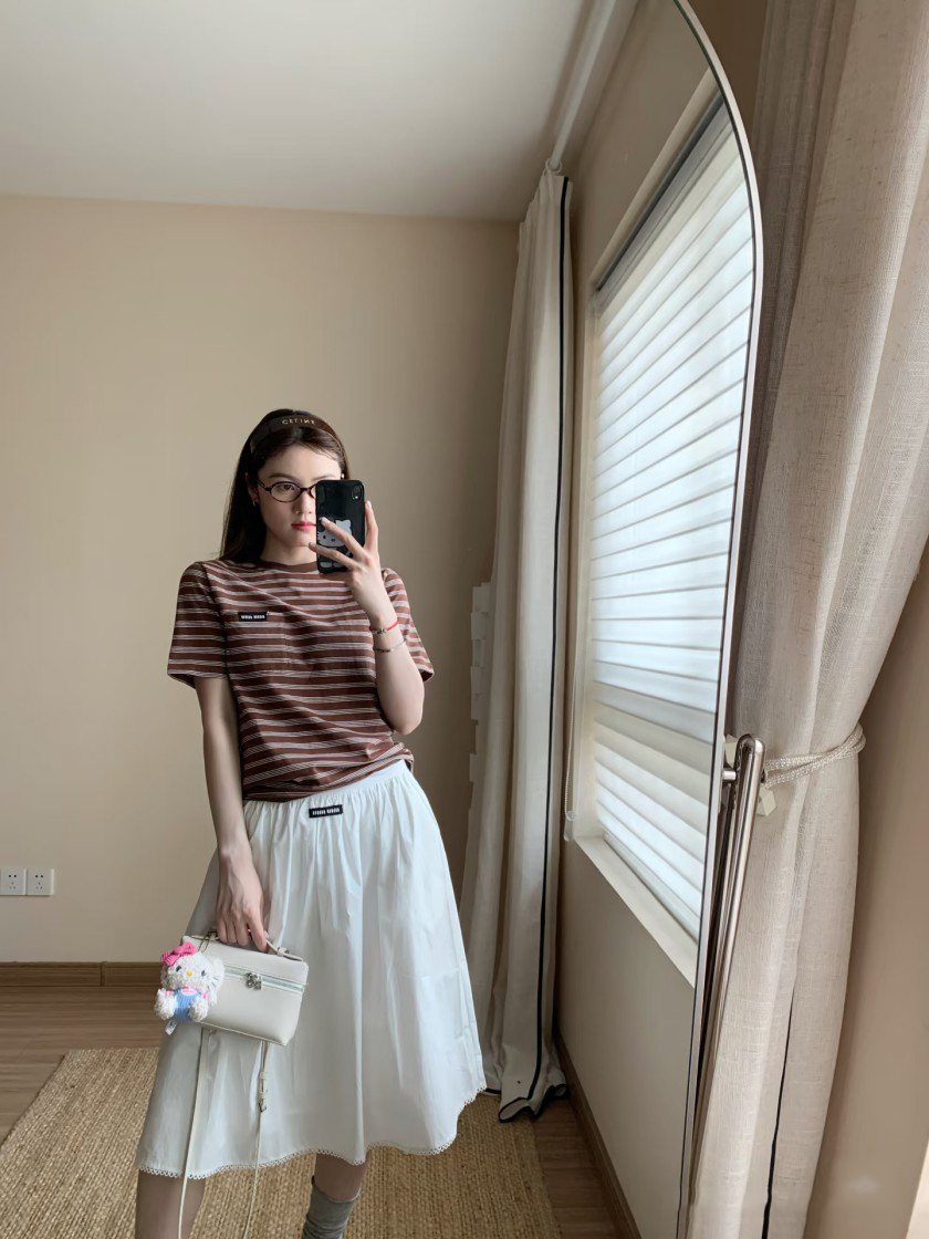 ミュウミュウメンズ レディース 半袖Tシャツ