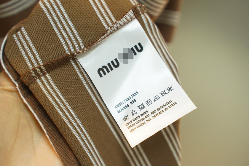 ミュウミュウメンズ レディース 半袖Tシャツ