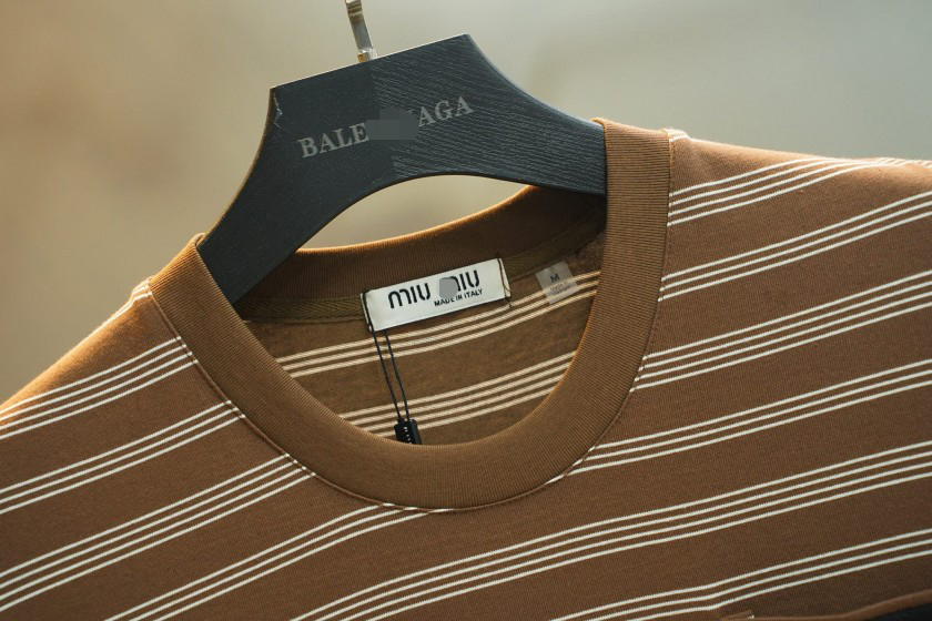 ミュウミュウメンズ レディース 半袖Tシャツ