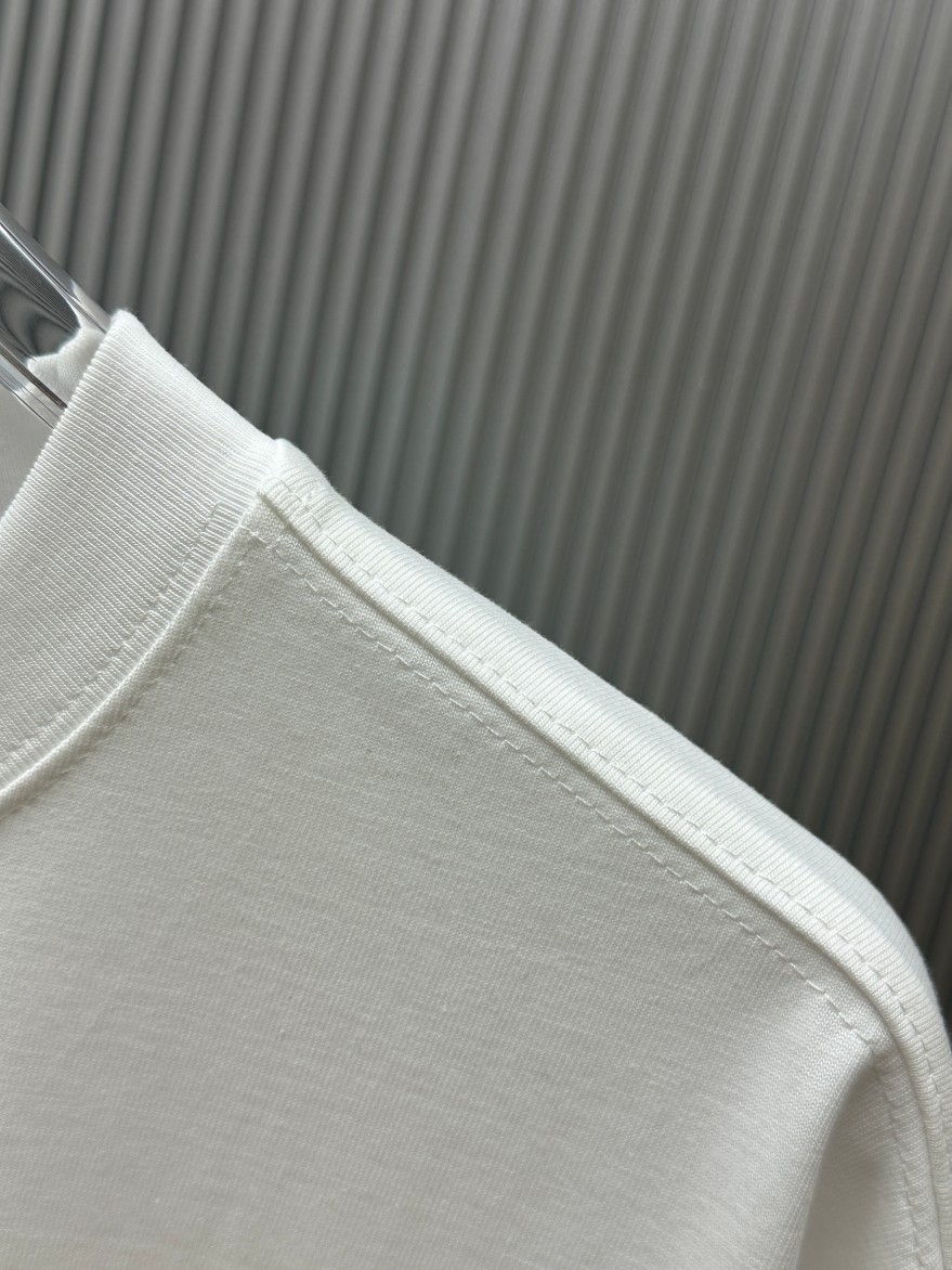 プラダスーパーコピーメンズ レディース 半袖Tシャツ