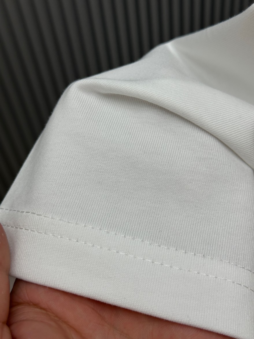 プラダスーパーコピーメンズ レディース 半袖Tシャツ