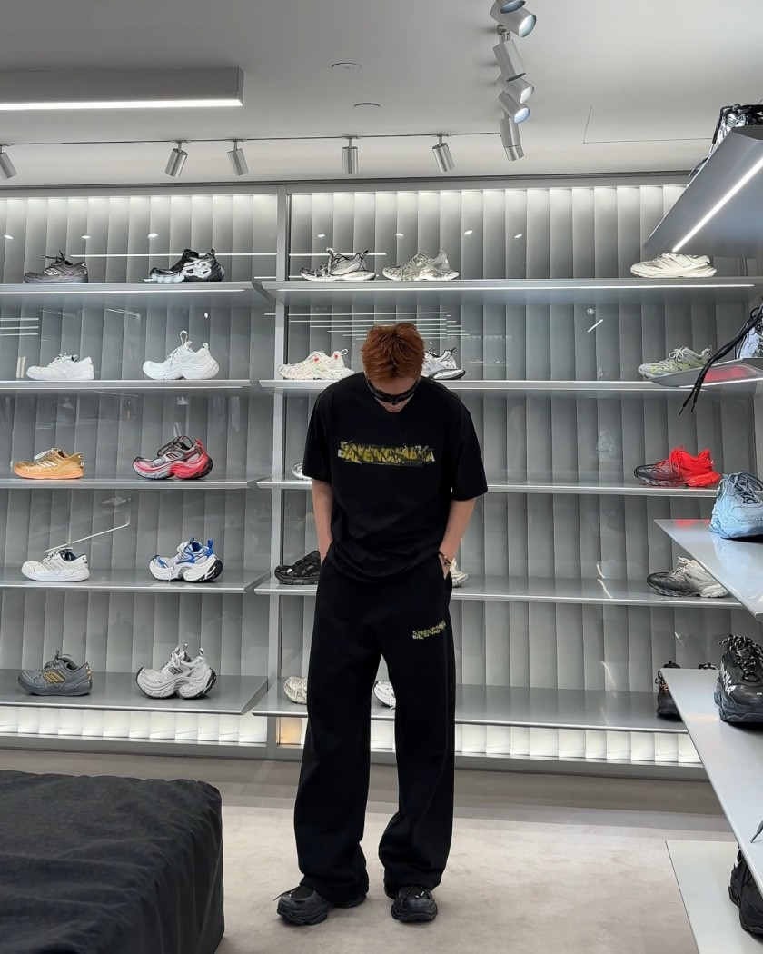 バレンシアガコピー BALENCIAGAメンズ レディース 半袖Tシャツ