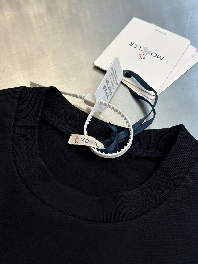 モンクレールスーパーコピーメンズ レディース 半袖Tシャツ