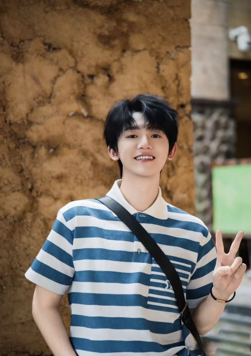 ルイヴィトンコピーメンズ レディース 半袖ポロシャツ