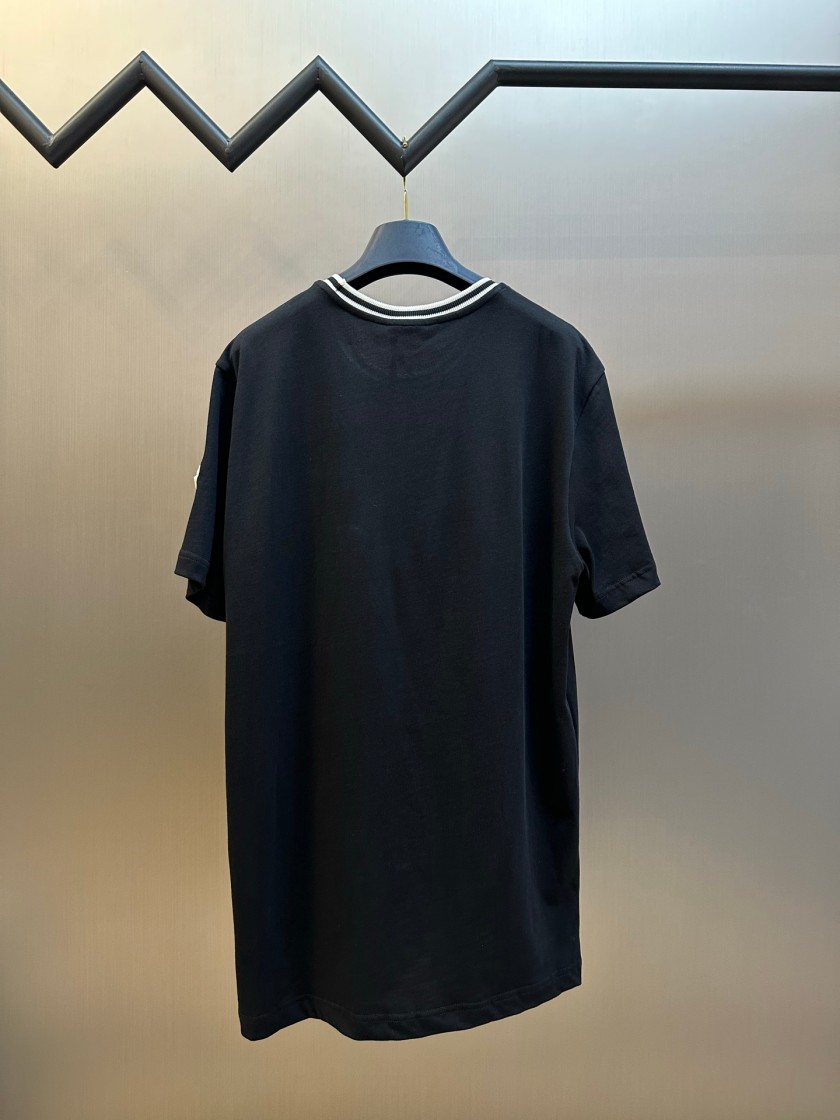 モンクレールコピービッグロゴ Tシャツ メンズ人気モデル