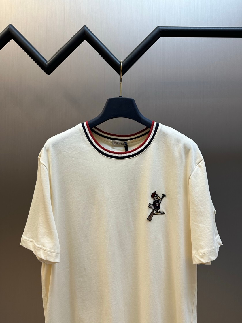 モンクレールコピービッグロゴ Tシャツ メンズ人気モデル