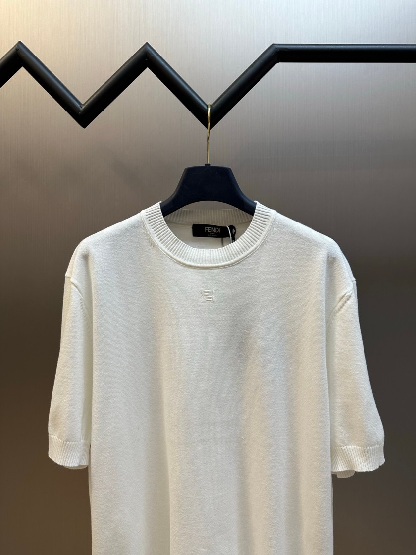 フェンディコピーメンズ レディース　ニット 半袖Tシャツ