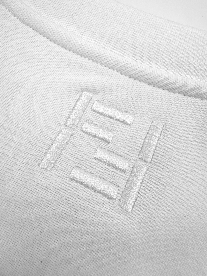 フェンディコピーメンズ レディース 半袖Tシャツ