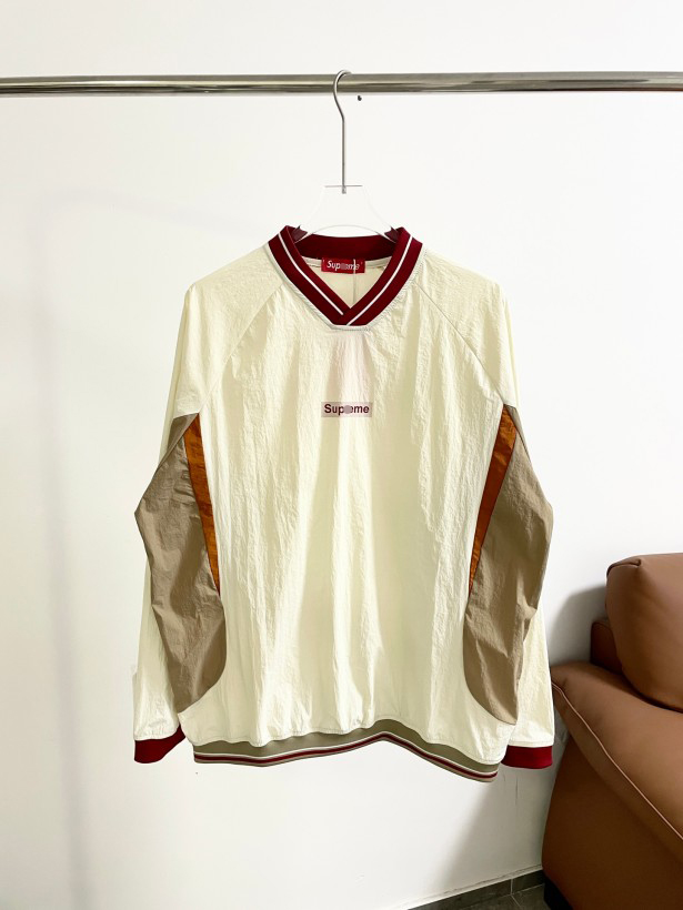 シュプリームコピーメンズ レディース 長袖スウェットTシャツ