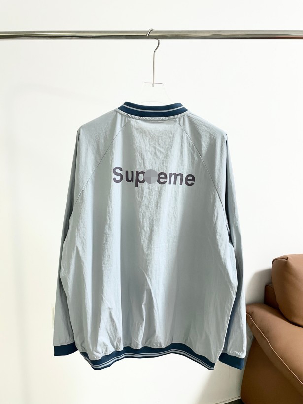 シュプリームコピーメンズ レディース 長袖スウェットTシャツ