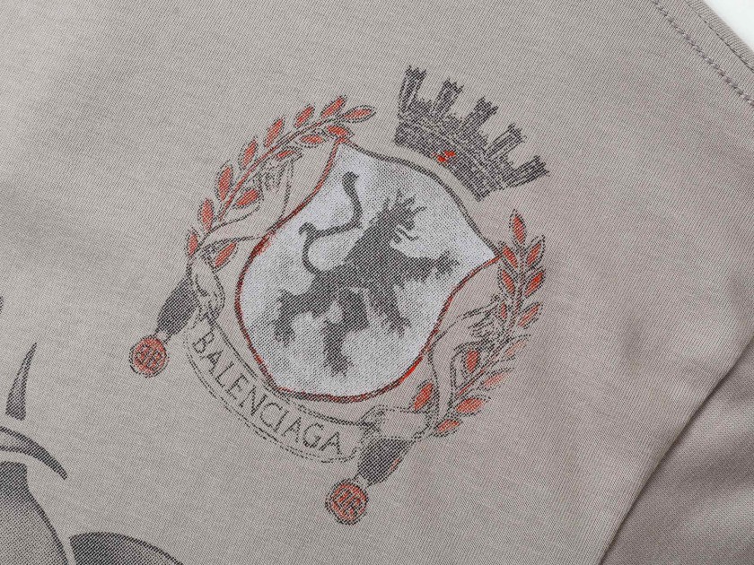 バレンシアガ ロゴデザイン 半袖Tシャツ トレンド