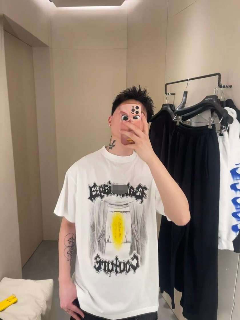 バレンシアガ ストリート ロゴプリント 半袖Tシャツ