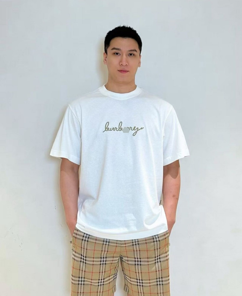 バーバリースーパーコピープリントロゴ 半袖Tシャツ 人気アイテム
