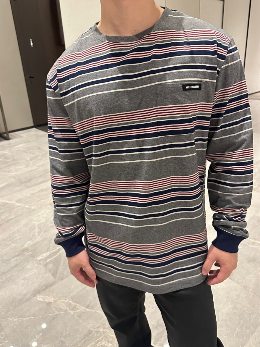 ミュウミュウスーパーコピー  メンズ レディース ロゴ  長袖 Tシャツ