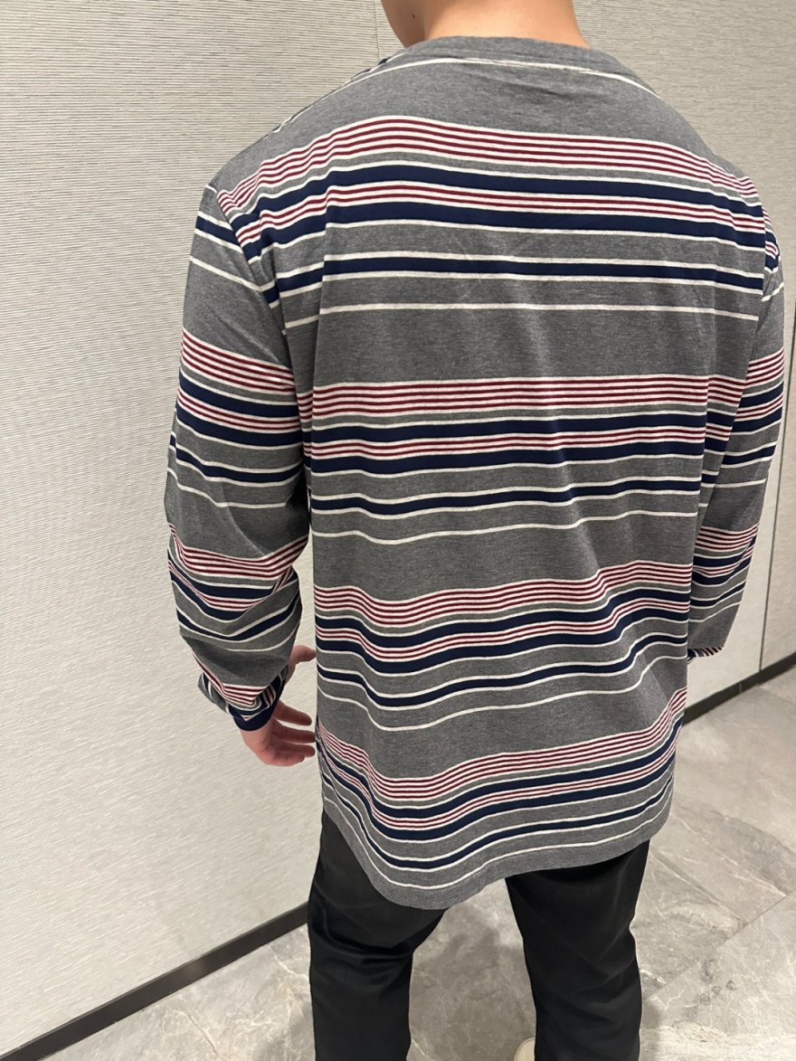 ミュウミュウスーパーコピー  メンズ レディース ロゴ  長袖 Tシャツ