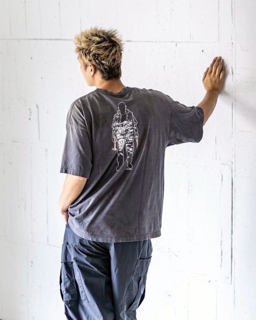 セント マイケル&times;SANTASTICメンズ レディース 半袖Tシャツ