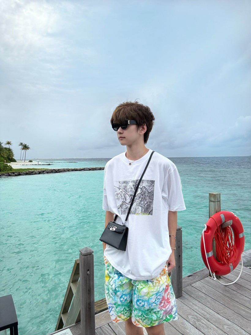バレンシアガメンズ レディース 半袖Tシャツ
