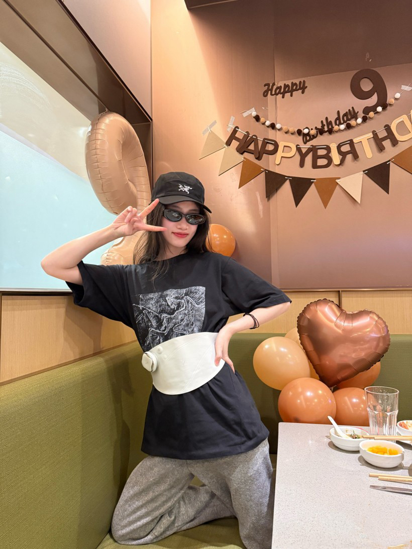 バレンシアガメンズ レディース 半袖Tシャツ