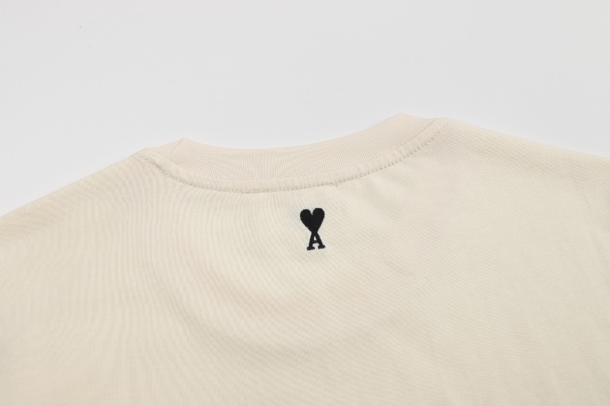 アミ メンズ レディース 半袖Tシャツ