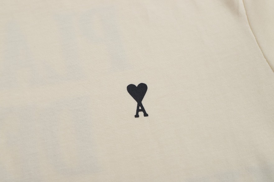 アミ  メンズ レディース 半袖Tシャツ