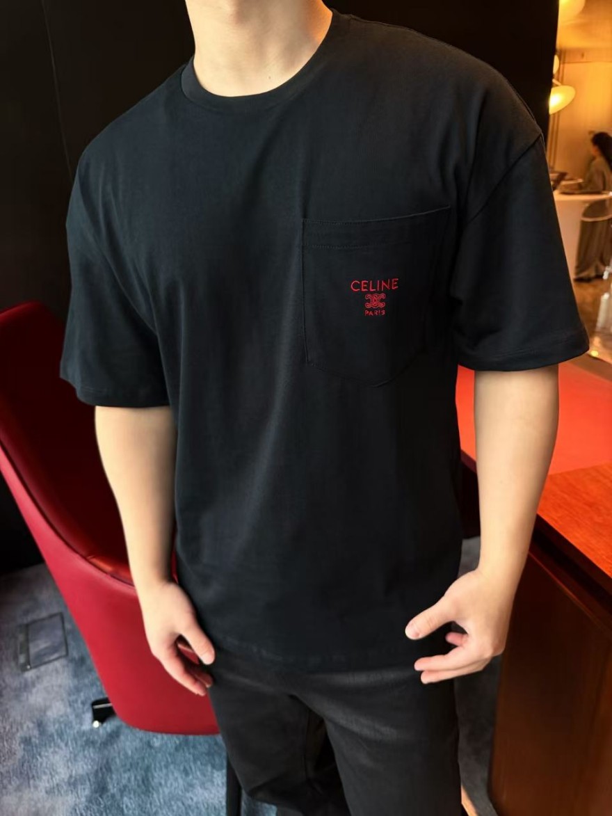 セリーヌ着回し力抜群のデイリー半袖Tシャツ