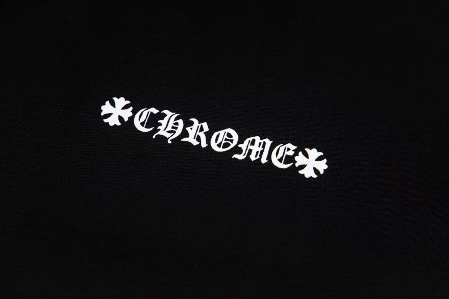 クロムハーツ シンプルなのに高見えする半袖Tシャツ