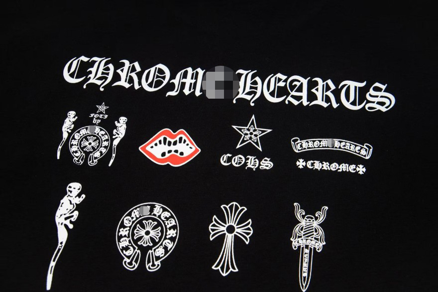 クロムハーツ シンプルなのに高見えする半袖Tシャツ