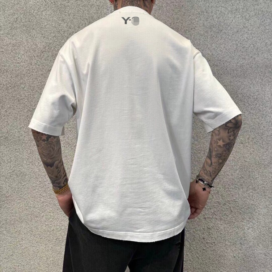 ヨウジヤマモト 夏のお出かけにぴったり半袖Tシャツ