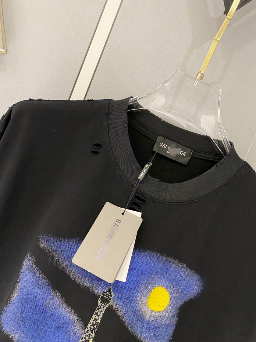バレンシアガ カジュアル好き必見 人気半袖アイテム 半袖Tシャツ