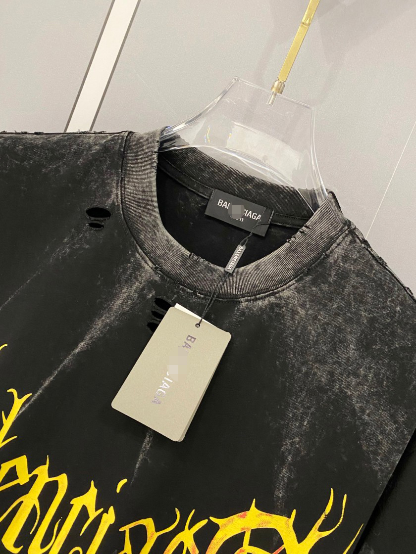 バレンシアガ メンズ レディース 半袖Tシャツ