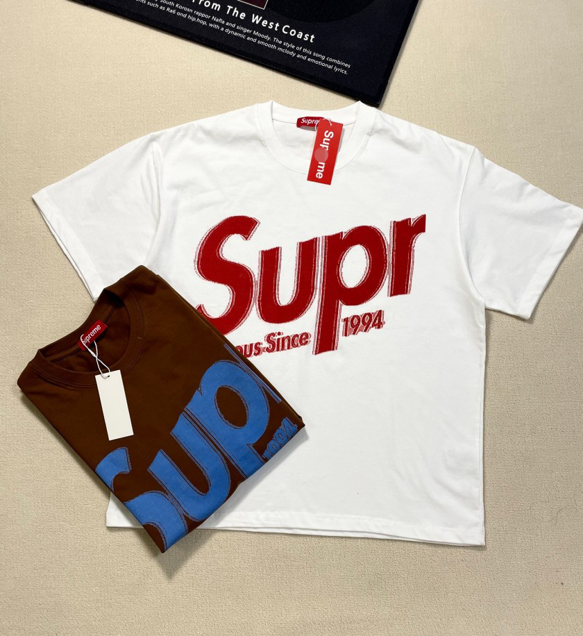 シュプリームメンズ レディース 半袖Tシャツ