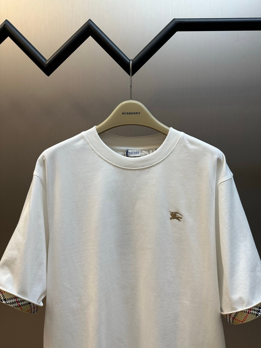 バーバリーシーズン大人気！売れ筋半袖Tシャツ