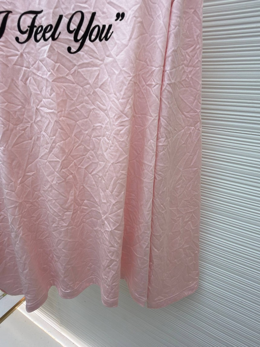 アクネ ストゥディオ 夏限定デザイン半袖Tシャツ販売中