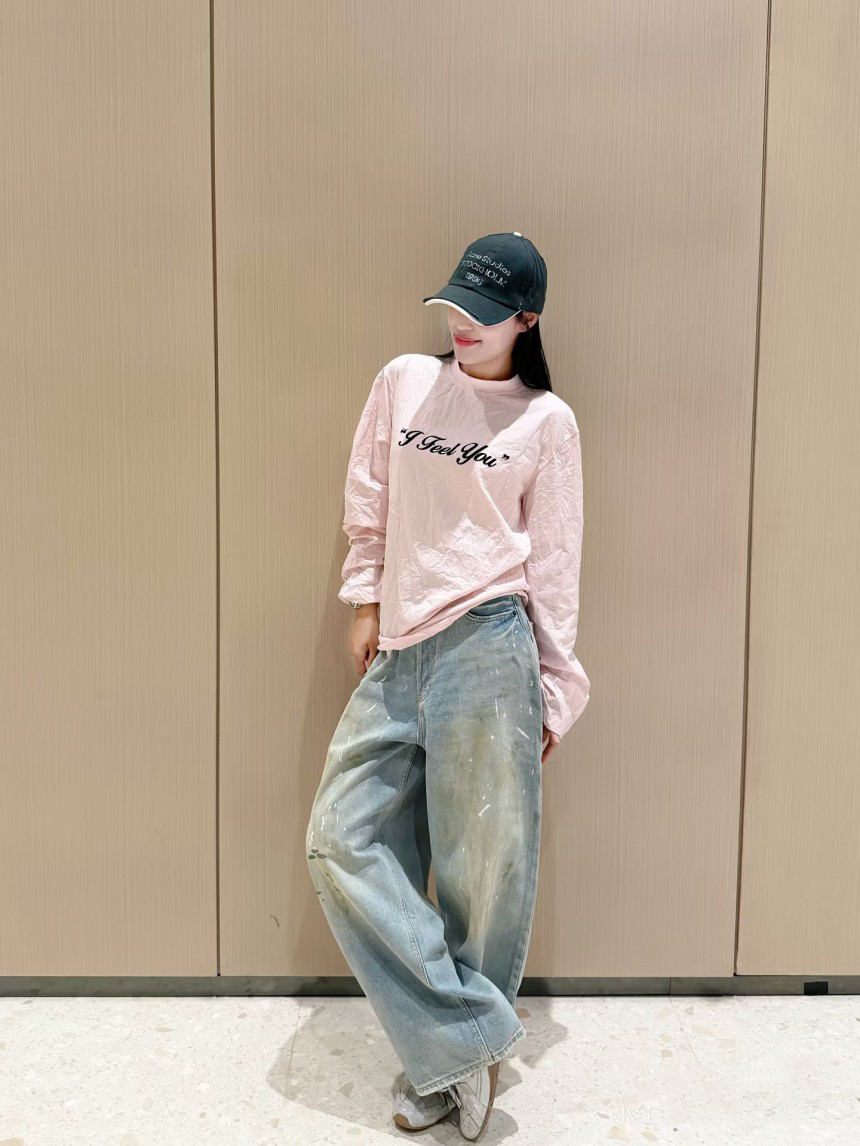 アクネ ストゥディオ 夏限定デザイン半袖Tシャツ販売中