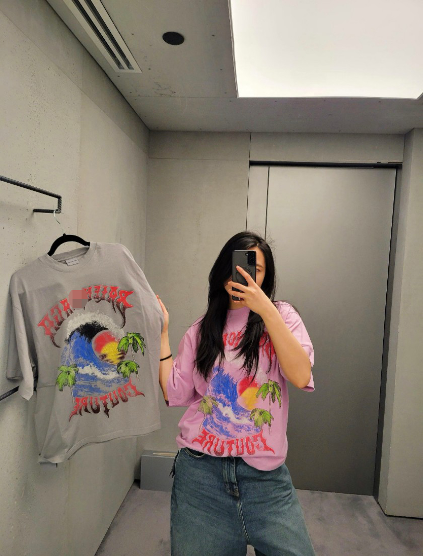 シャネル 毎年大人気の定番半袖Tシャツ