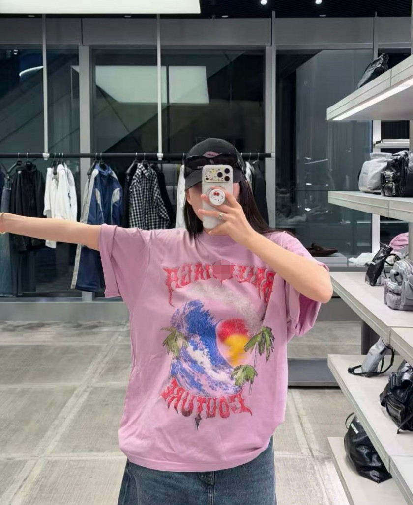 シャネル 毎年大人気の定番半袖Tシャツ