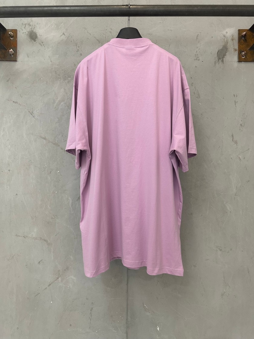 シャネル 毎年大人気の定番半袖Tシャツ