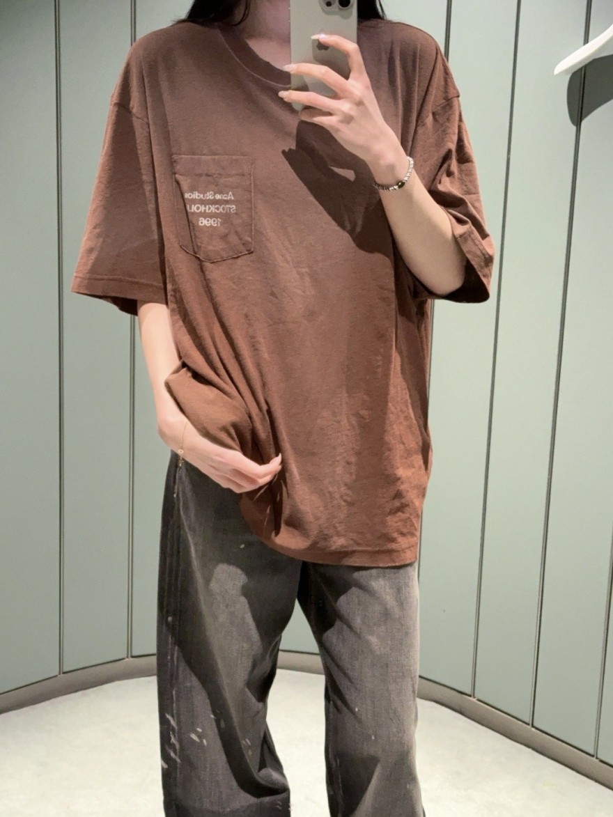 アクネ ストゥディオ ズ  メンズ レディース 半袖Tシャツ