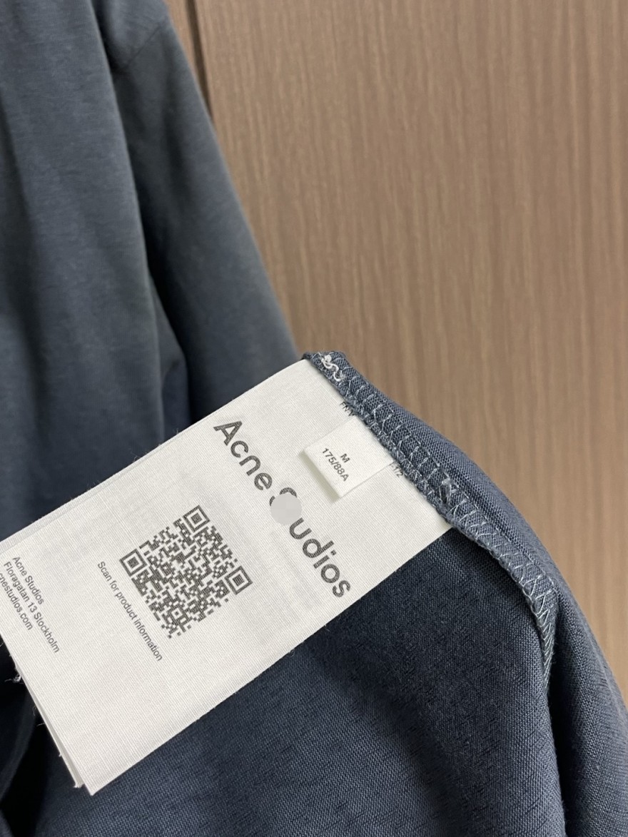 アクネ ストゥディオ ズ  メンズ レディース 半袖Tシャツ