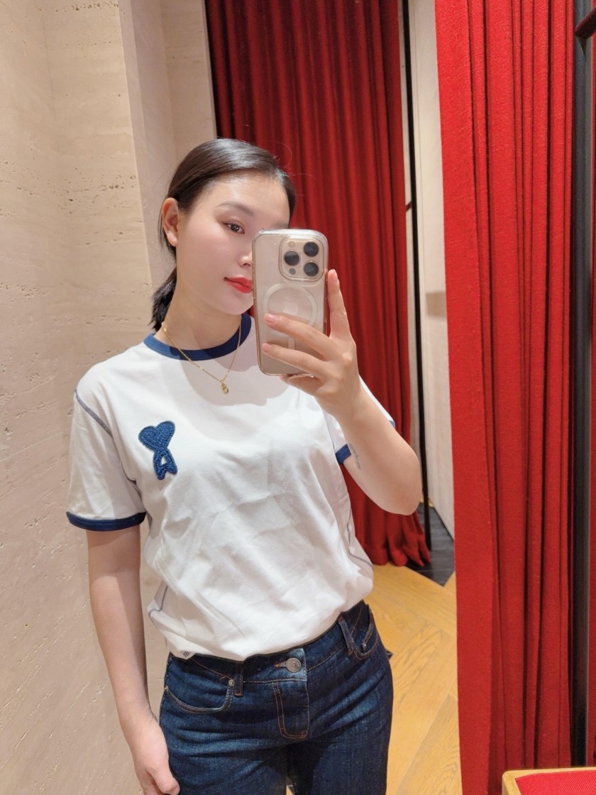 アミ レディース 半袖Tシャツ